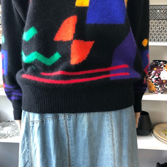 1991 Knit Lambswool Abstract Shapes Sweater | IB Diffusions - Picture 3 of 8
